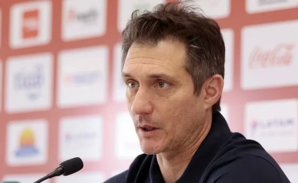 Guillermo Barros Schelotto será destituido de la selección paraguaya.