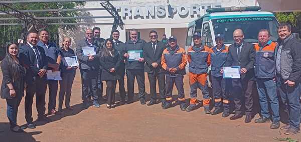 Bomberos de Reducto recibieron una ambulancia » San Lorenzo PY