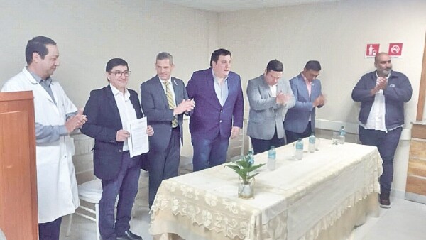 Guairá: Concretan cambios en direcciones de IPS y IV Región
