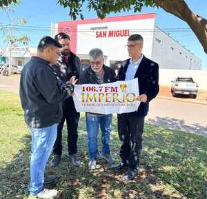 Intendente no se opone a creación de estacionamiento en la avenida Fernando de la Mora - Radio Imperio 106.7 FM