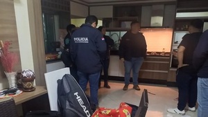 Diario HOY | Noche de asaltos en Minga Guazú: en una hora robaron farmacia, pizzería y vivienda