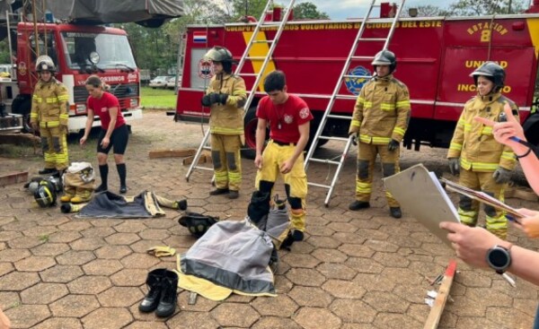 Bomberos de CDE realizan lanzamiento de colecta anual