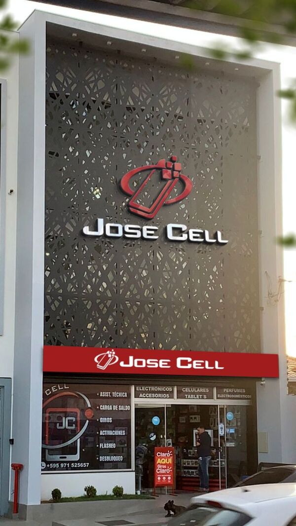 JOSÉ CELL