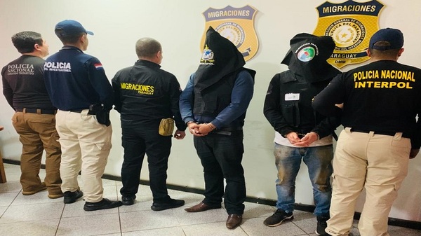 Expulsan a ciudadanos brasileños buscados en su país por supuestos atentados - Noticias Paraguay