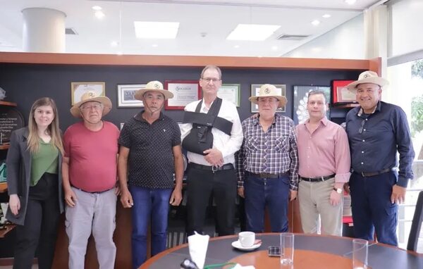 Preparan lanzamiento de siembra de soja - Economía - ABC Color