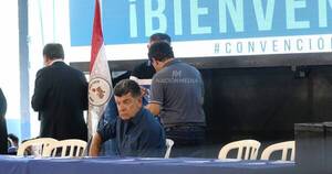 La Nación / Liberales apartan a Efraín Alegre del Directorio