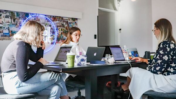 Llegan los avisos: Facturación de agencias publicitarias creció el primer semestre (1 de cada 3 facturó hasta 25% más)