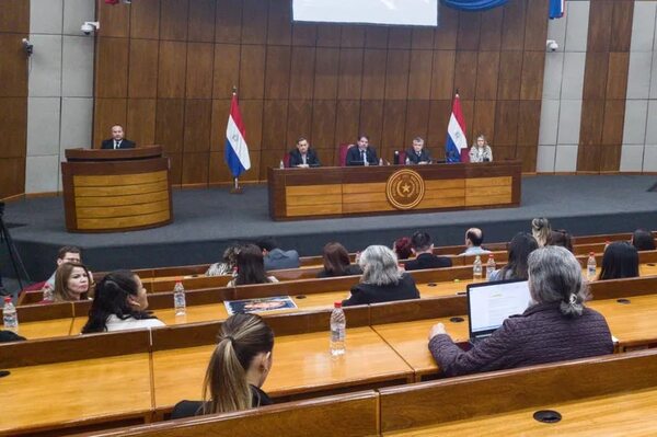 Claman por ley para frenar desaparición de personas - Política - ABC Color
