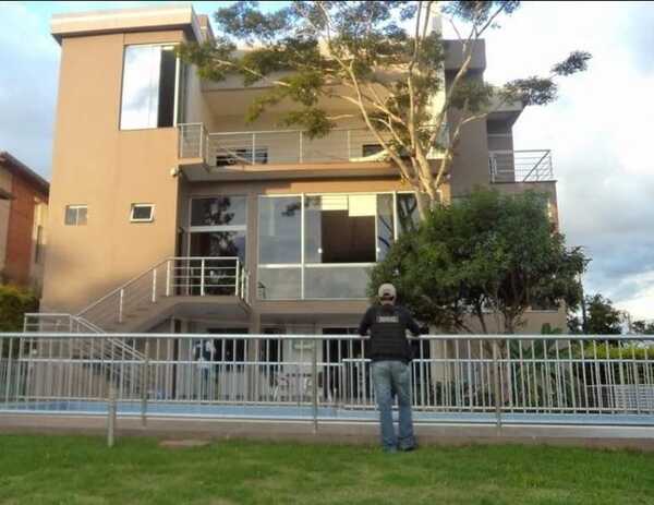 Condenan por lavado de dinero narco y comisan inmuebles
