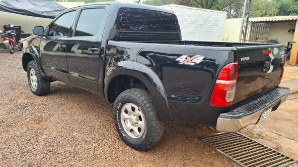 Senabico le vendió una camioneta robaba en Brasil y ahora presentará denuncia en contra de la Secretaría - Oasis FM 94.3
