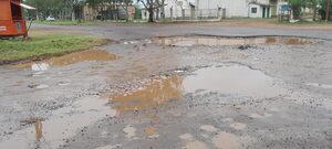 Pobladores del barrio Estación denuncian el estado del Boulevard Yegros y Avenida España.