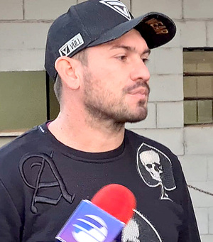 Incautan automóvil y allanan vivienda en pesquisa a millonario robo de mercadería - La Clave