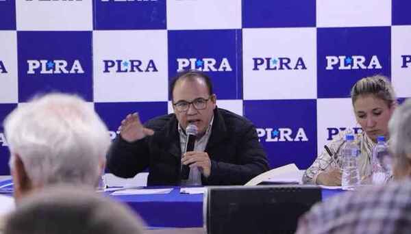 Remueven a Efraín Alegre del Directorio del PLRA