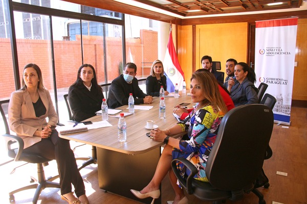 Primera reunión importante por la Niñez con nuevas autoridades - Judiciales.net