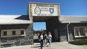 Viaje a las entrañas de la isla de Robben, la cárcel que atormentó a Mandela