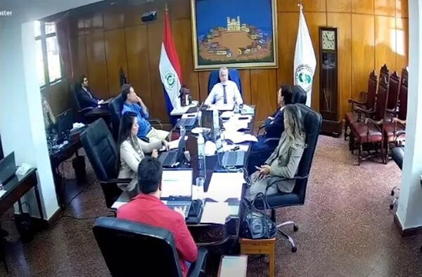 Proyecto de ley plantea que miembros del Consejo del IPS sean elegidos por voto - Nacionales - ABC Color