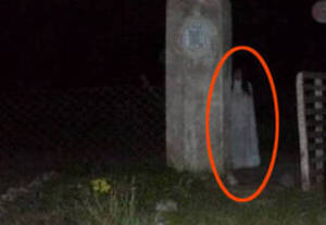 Por culpa de un fantasma de una niña, toda una comunidad empieza a pasar hambre