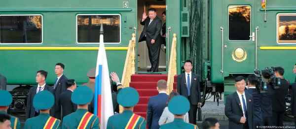 Kim visita fábrica aeronáutica en el Lejano Oriente de Rusia