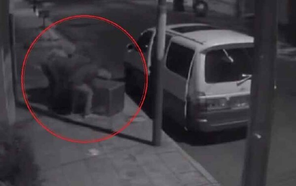 Delincuentes intentaron robar caja fuerte de 700 kilos, pero no pudieron alzarla a su vehículo en Asunción – Prensa 5