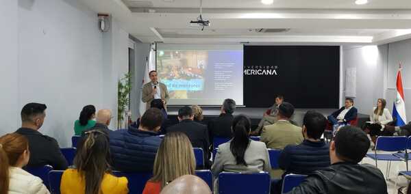 Viceministro Juan Ardissone destacó las oportunidades de innovación desde el MITIC