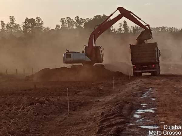 La excavadora Link-Belt brinda ahorro de combustible y agilidad en grandes obras