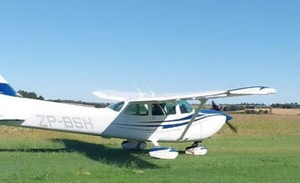 Una banda de asaltantes robaron una avioneta, esta mañana