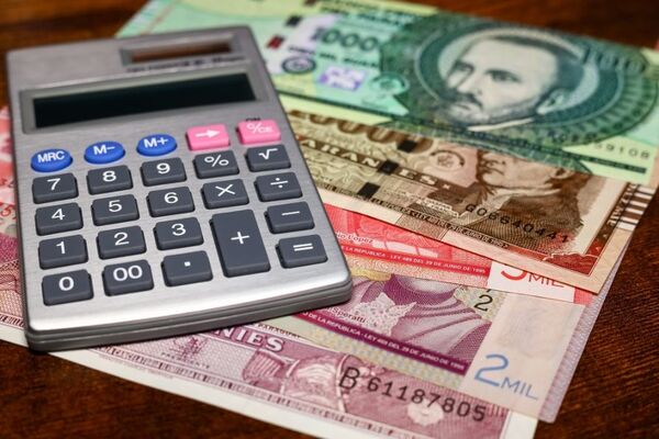 Agentes económicos ajustan su expectativa de inflación al 4% para el cierre del 2023 - MarketData