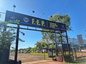 Federación Encarnacena de Pádel acompaña denuncia de padres por presunta desvinculación arbitraria de deportista encarnacena - Nacionales - ABC Color