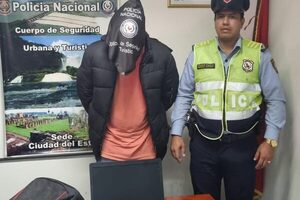 Diario HOY | Estudiante de Medicina y en sus ratos libres, ladrón: robó objetos de una camioneta