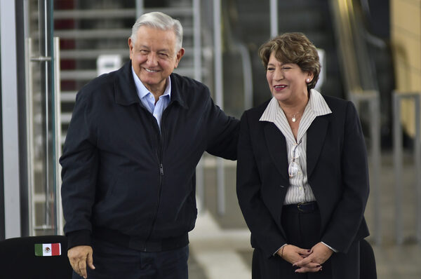 López Obrador inaugura la primera etapa del tren México-Toluca tras nueve años de obra - MarketData