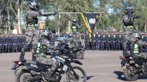 Egresan nuevos 50 agentes para el grupo Lince - Noticias Paraguay