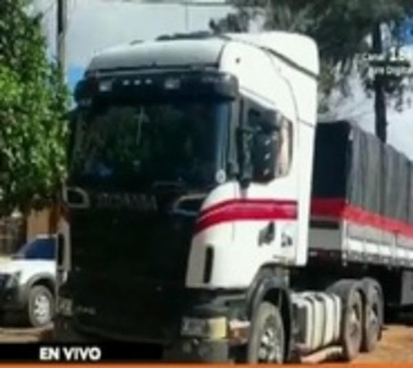 Camionero transportaba 33.000 kilos de fertilizantes robados - Paraguay.com