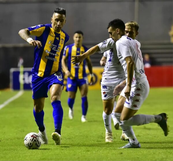 Nacional vs. Sportivo Luqueño: La academia remonta en el último minuto - Fútbol - ABC Color