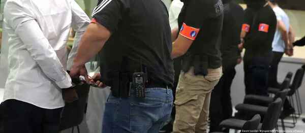Cadena perpetua a tres implicados en atentados de Bruselas