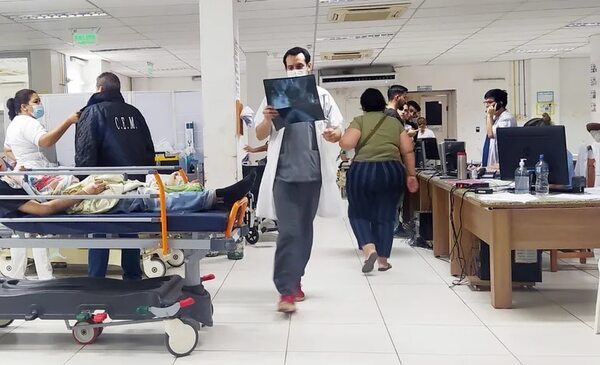 Apuntan a “descontrol” en carreras del área de Salud - Nacionales - ABC Color