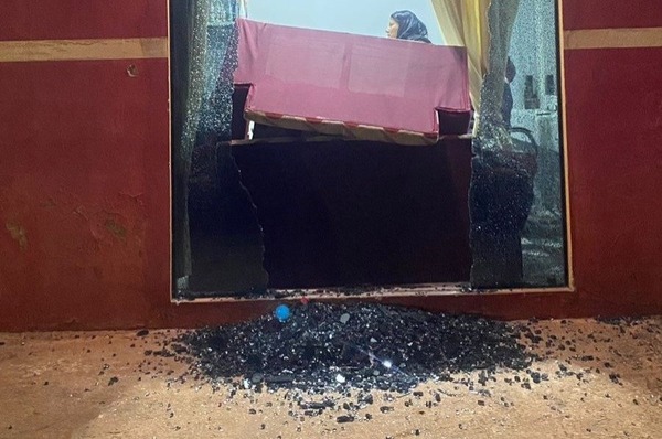 Diario HOY | Atacan a balazos una vivienda en Pedro Juan
