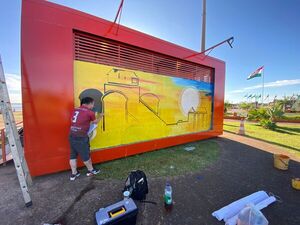 Artista embellece zona de la Playa San José con su obra de arte