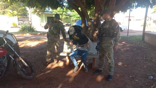 Distribuidor de drogas fue aprehendido por agentes de la Senad - Oasis FM 94.3