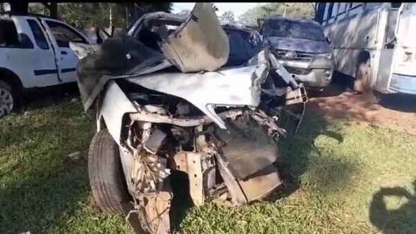 Tres personas mueren en aparatoso accidente entre dos vehículos en Curuguaty