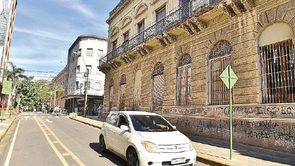 Parte de calle Palma ya no cuenta con cableados aéreos