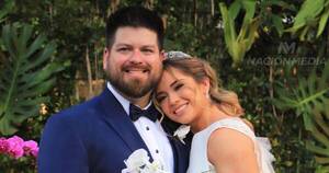 La Nación / Alexandra Capdevila y Adolfo Artunduaga dieron el sí en una emotiva ceremonia