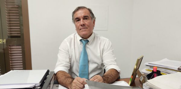 Exfiscal cuenta como fue destituido por el Jurado al negarse a pedido de OGD