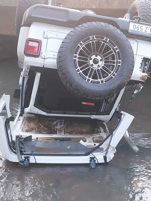 Esquivó una moto y terminó volcando - La Clave