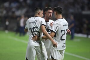 Versus / El vital derechazo de Alejandro Silva para la remontada "franjeada" en Para Uno