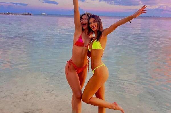 [VIDEO] ¡¿Quién pudiera?! Modelo se fue a Cancún para espantar la mala onda