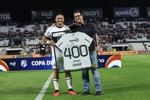 Versus / El capitán Richard Ortiz y su orgullo por llegar a los 400 partidos con Olimpia
