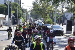 Ciclistas coparon las calles de Asunción en el Día Mundial sin Auto - Nacionales - ABC Color