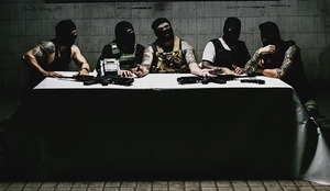 Diario HOY | Las “Máscaras” de la banda nacional ‘Destruye Todo Imperio’