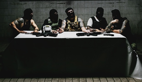 Diario HOY | Las “Máscaras” de la banda nacional ‘Destruye Todo Imperio’