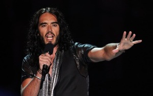 Diario HOY | Humorista británico Russell Brand acusado de agresiones sexuales